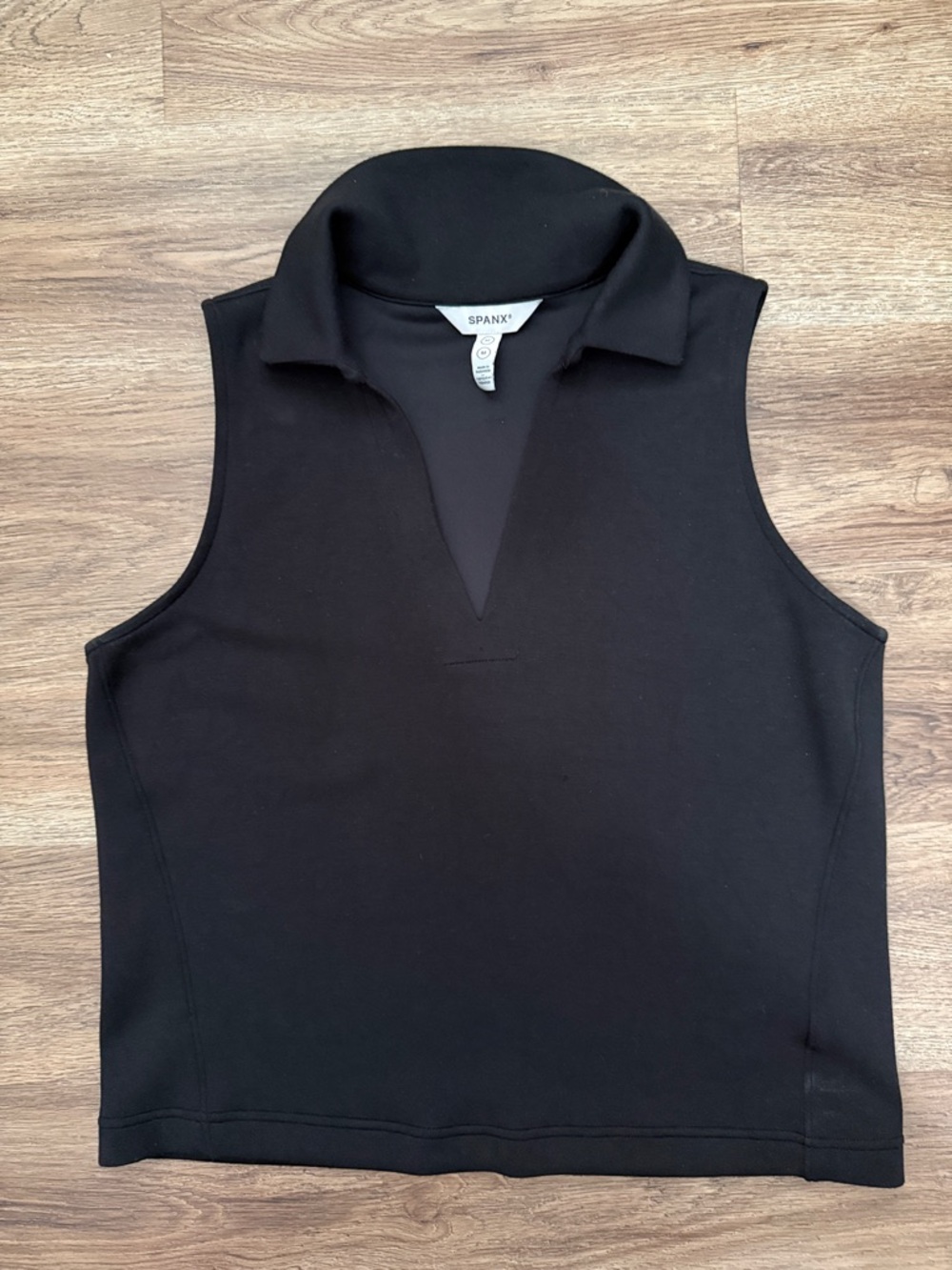 SPANX  Air-essentials Black Sleeveless V-Neck Polo Tank